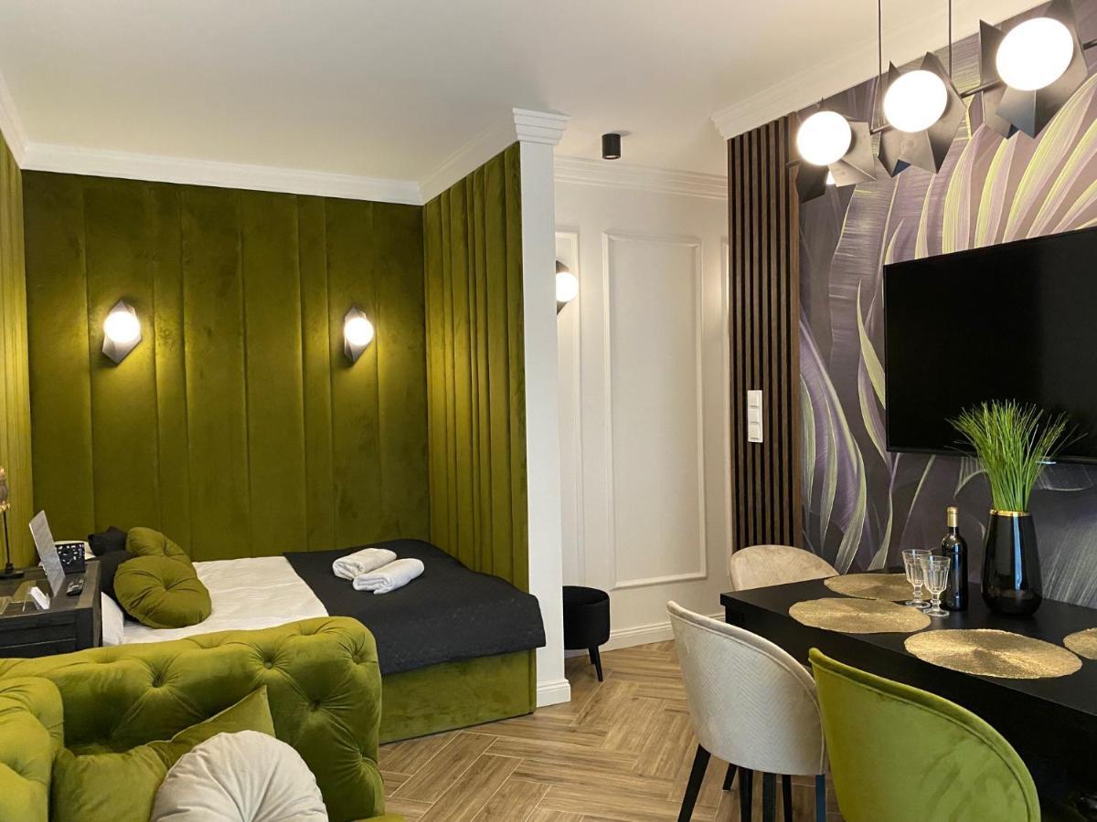 Family Sauna Teznia Apartments: Lakeside Retreat with Private Wellness Kielce Exterior photo