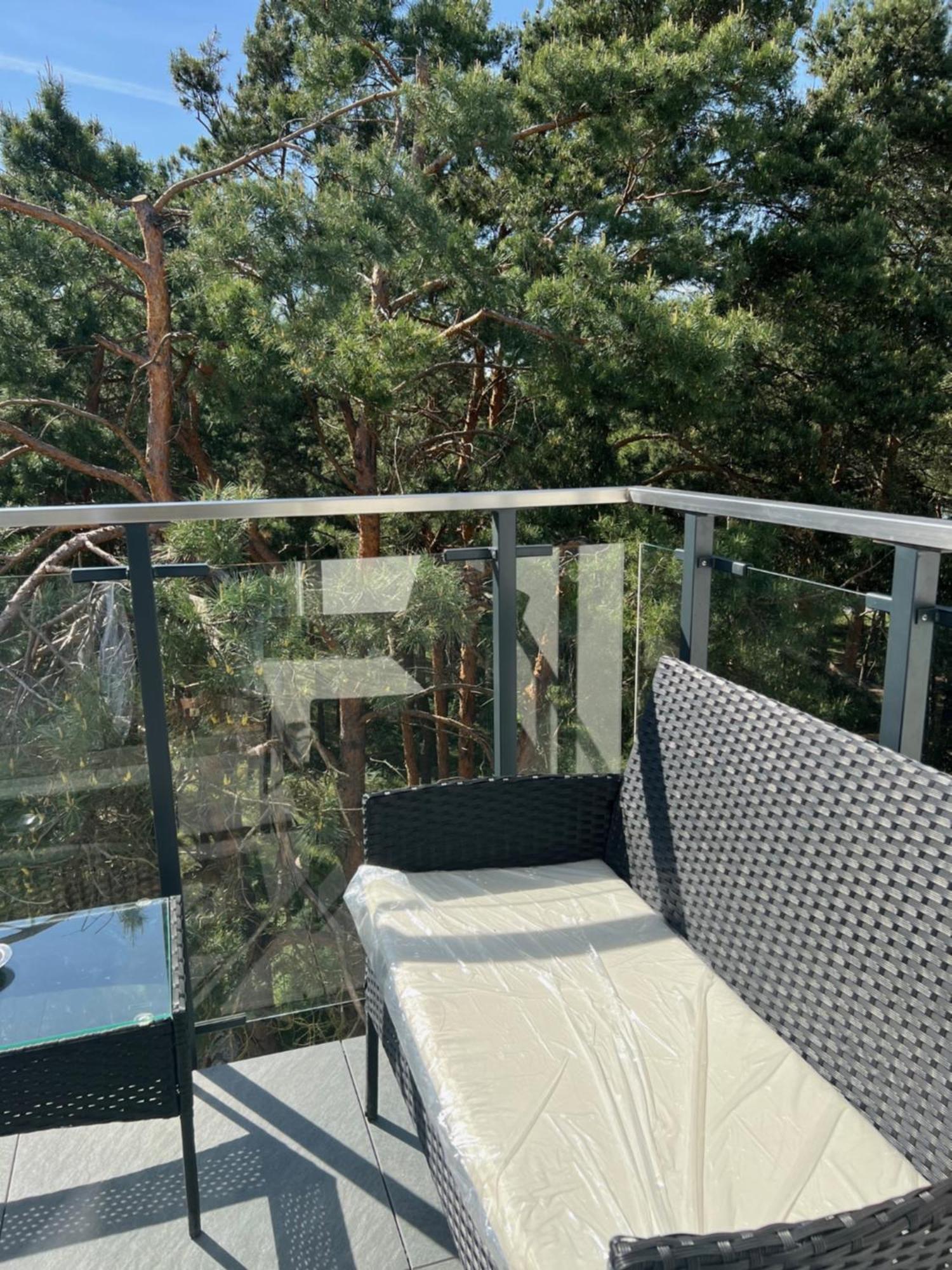 Family Sauna Teznia Apartments: Lakeside Retreat with Private Wellness Kielce Exterior photo